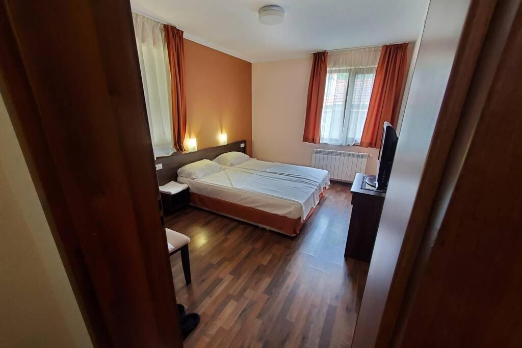 Vila Двете Къщи В Планината Beli Osŭm Exteriér fotografie