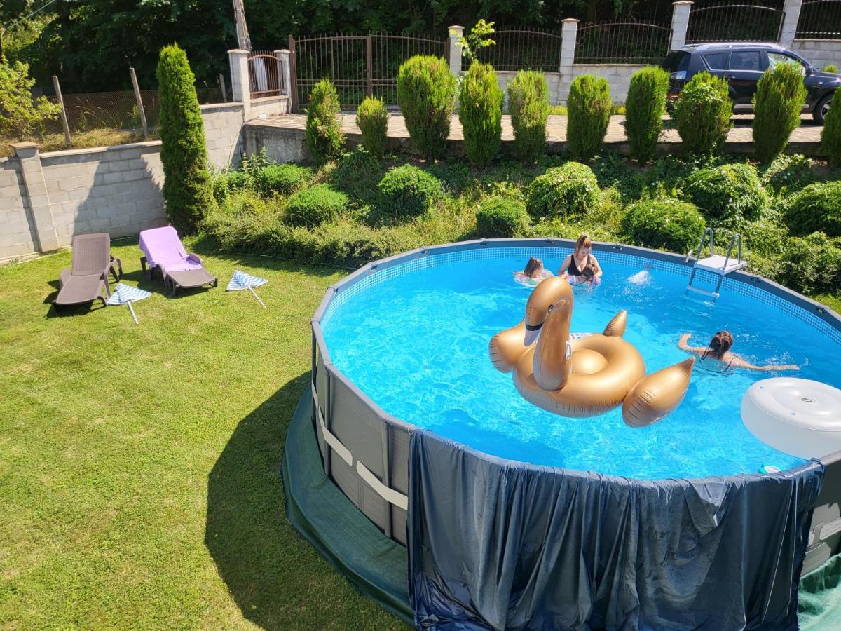 Vila Двете Къщи В Планината Beli Osŭm Exteriér fotografie